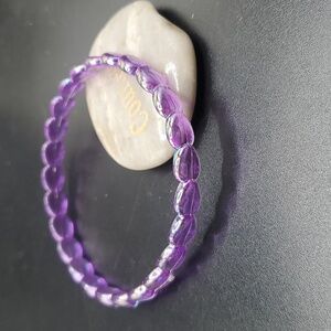 B2837 lavendar fields bracelet acrylic‎